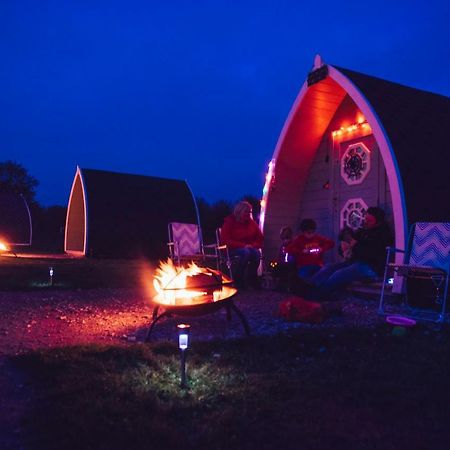 Camping Pod Near Lake Hotel Preston  Exterior photo